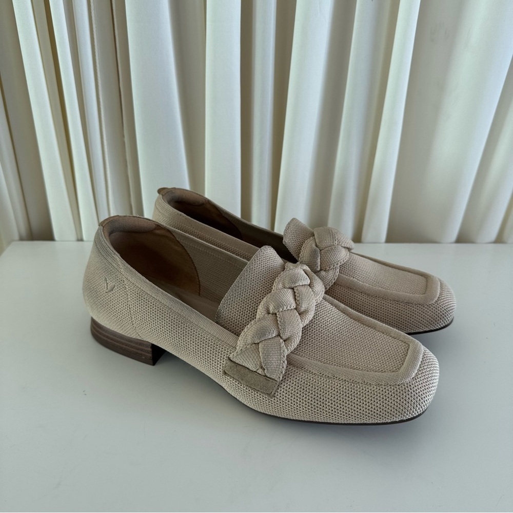 Viavia Square-Toe Knit Loafers Caitlin 2.0‎ Cream Comfort Size 39.5 ~ 8.5